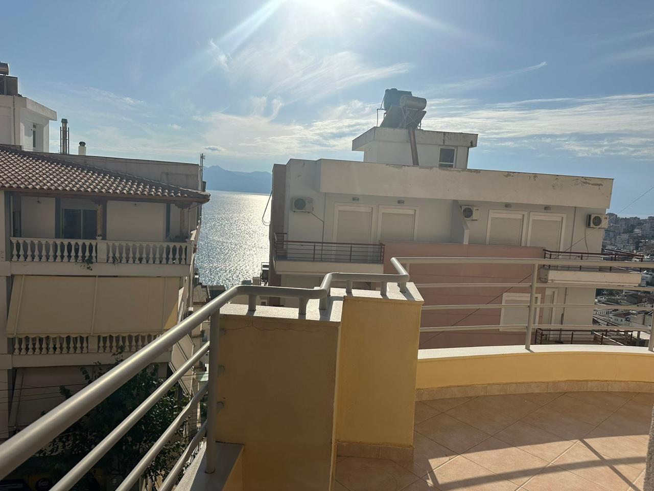 SHITET APARTAMENT 2+1+2 NË SARANDË
