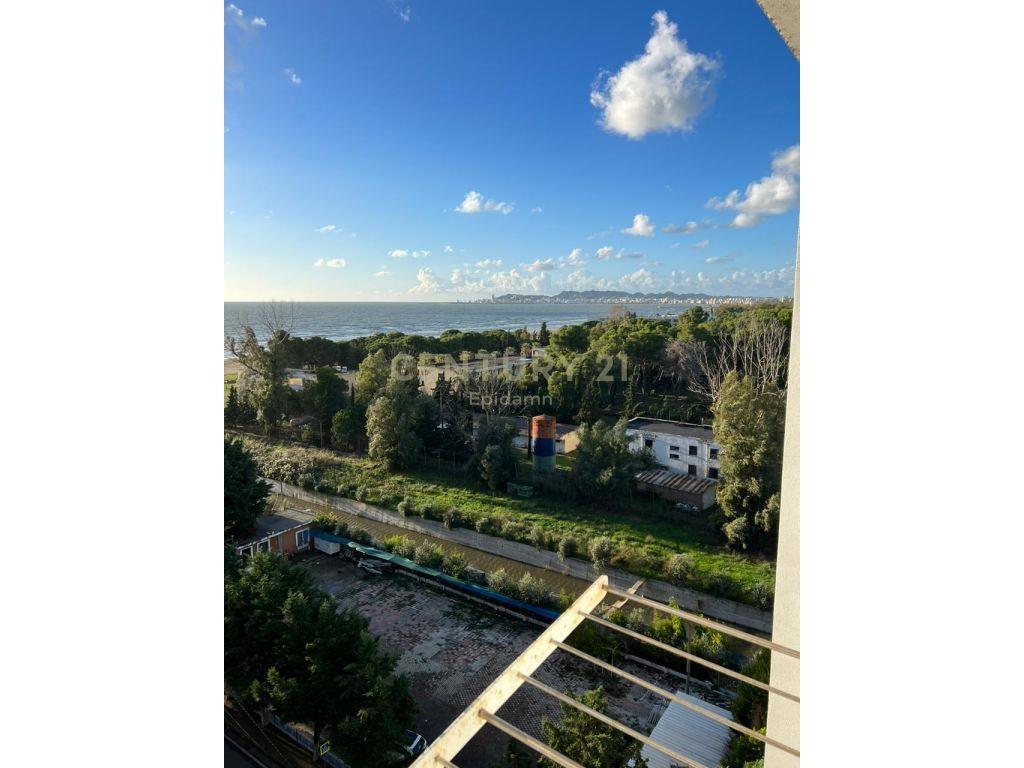 Jepet me qira apartament 1+1 tek Shkembi Kavajes.