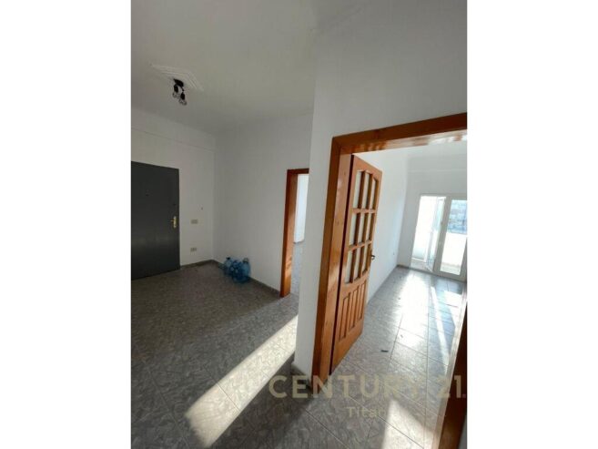 SHITET APARTAMENT 2+1 NE RRUGEN BARDHYL, PRANE BAR OSLOS.