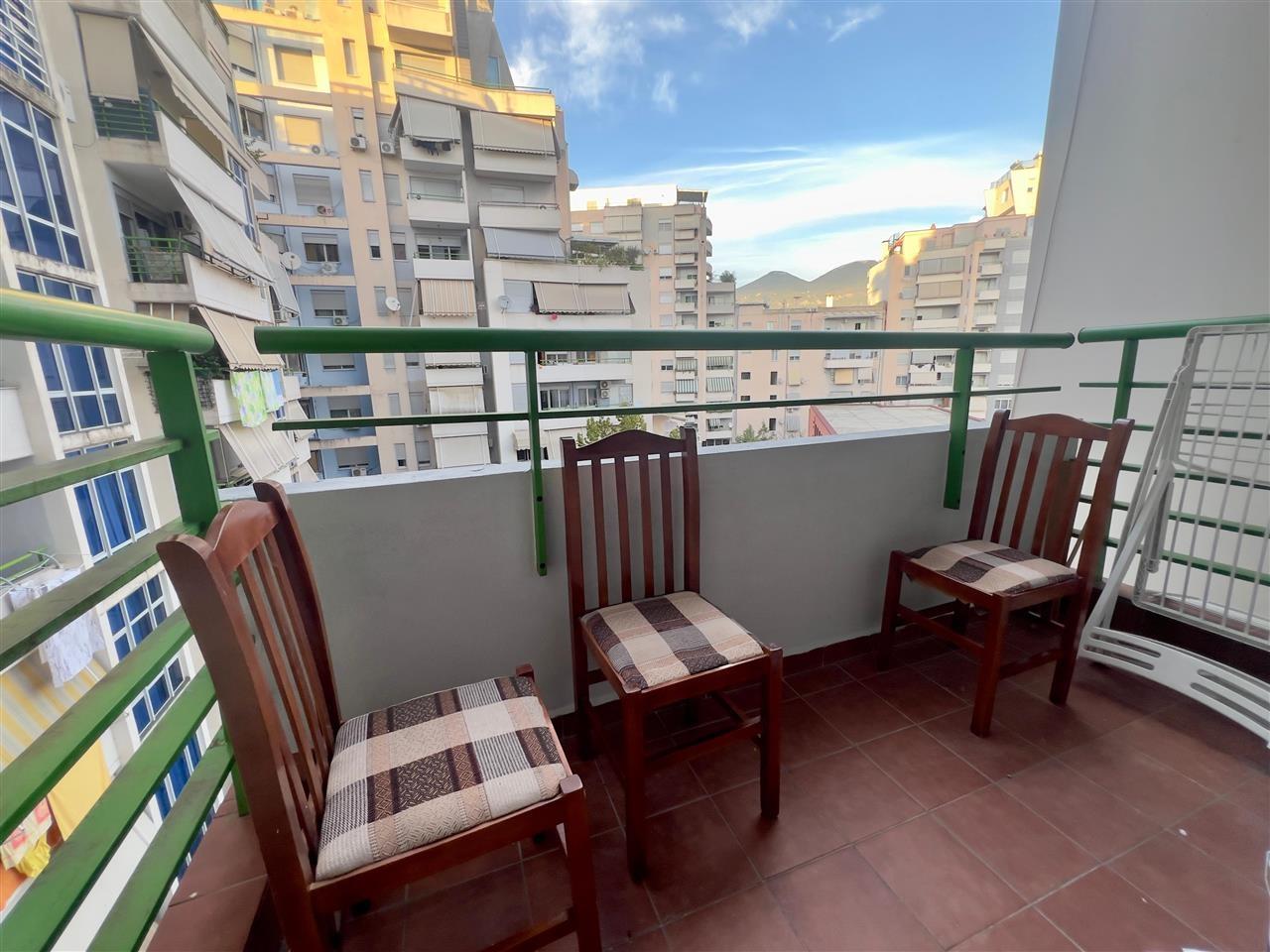 JAPIM ME QIRA APARTAMENT 1+1 TEK KOMPLEKSI HALILI