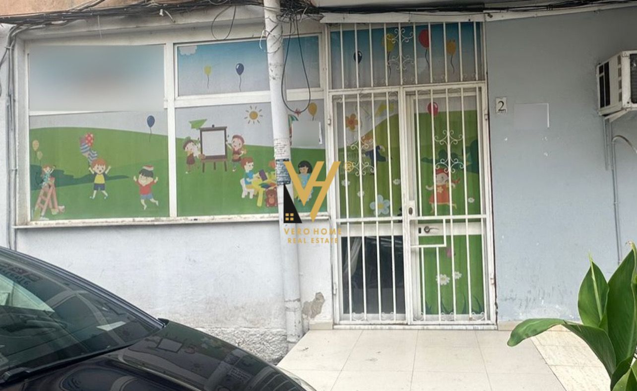 SHITET DYQAN 60 M2 TE RRUGA E ATJONIT 126.000 EURO