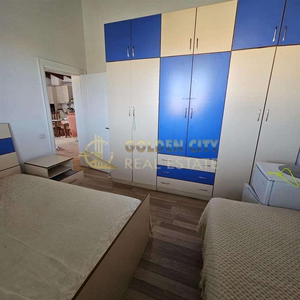 JEPET ME QERA 2+1+2 PLAZH