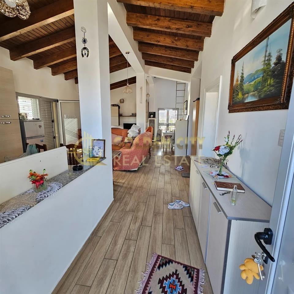 JEPET ME QERA 2+1+2 PLAZH