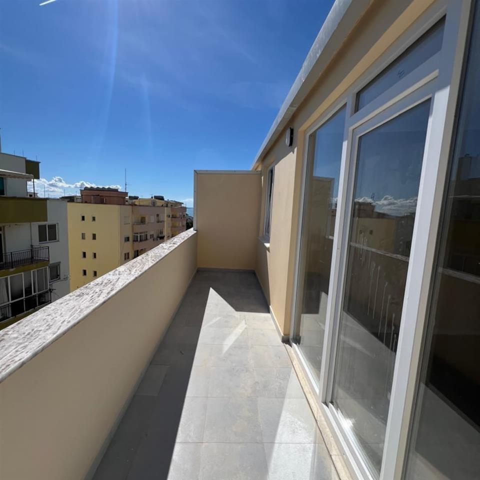 SHITET APARTAMENT 2+1 PLAZH