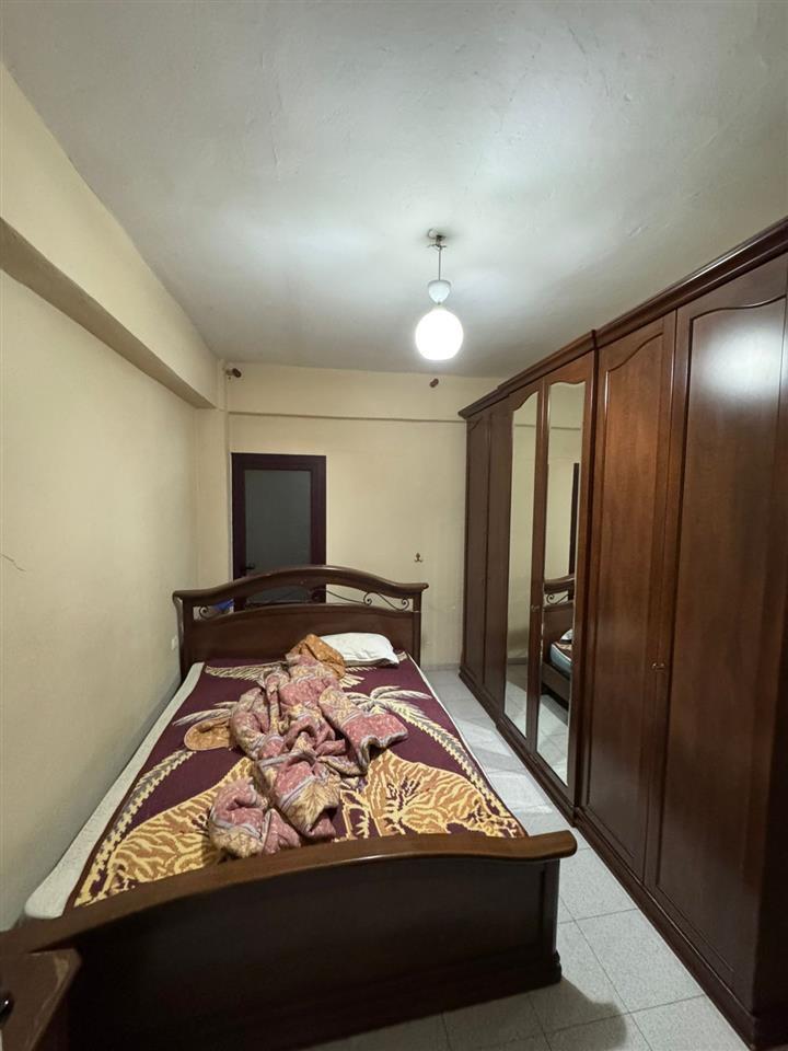 JEPET ME QERA APARTAMENT TE VOLLGAT DURRES!