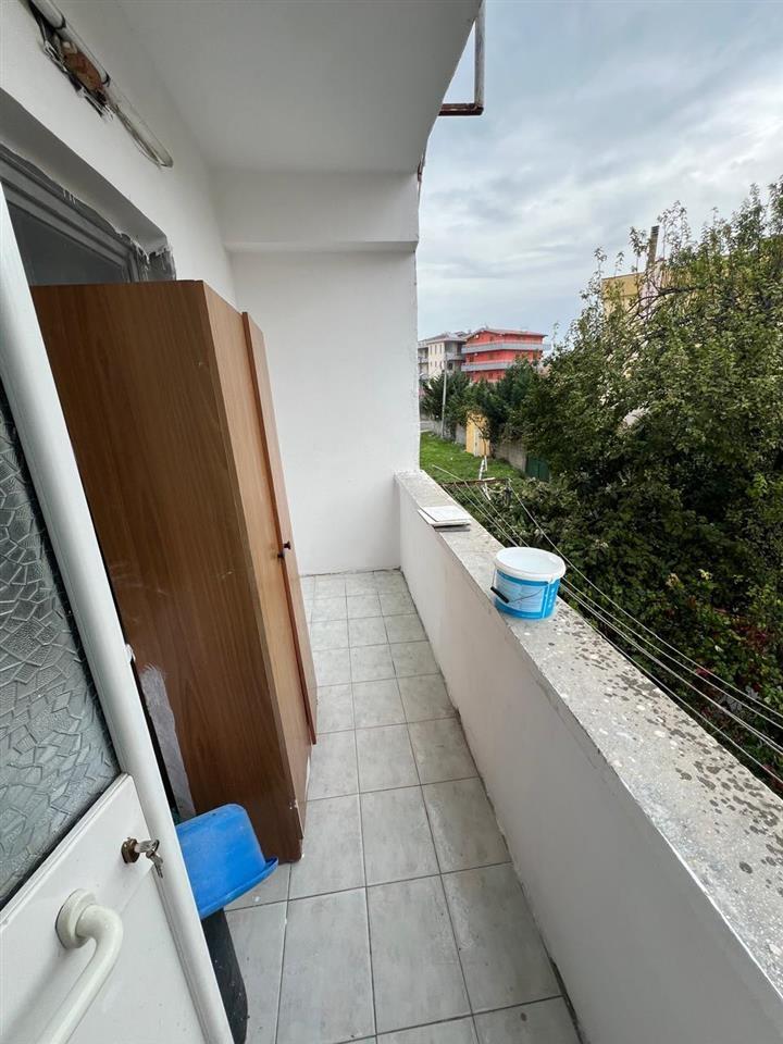 JEPET ME QIRA APARTAMENT 1+1 AFER STADIUMIT!