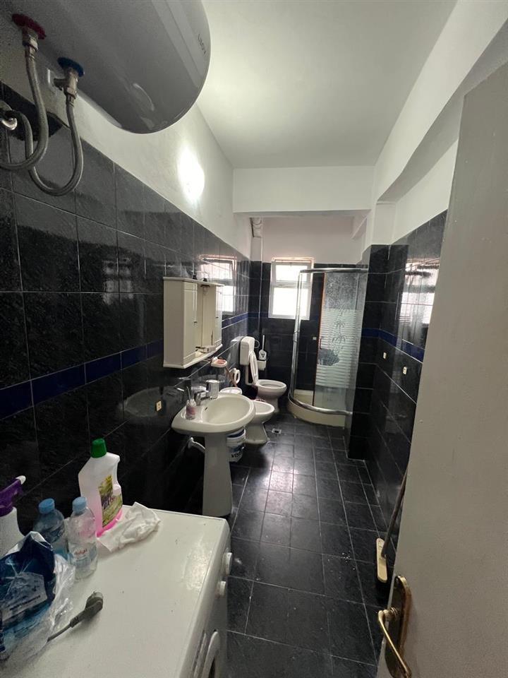 JEPET ME QIRA APARTAMENT 1+1 AFER STADIUMIT!