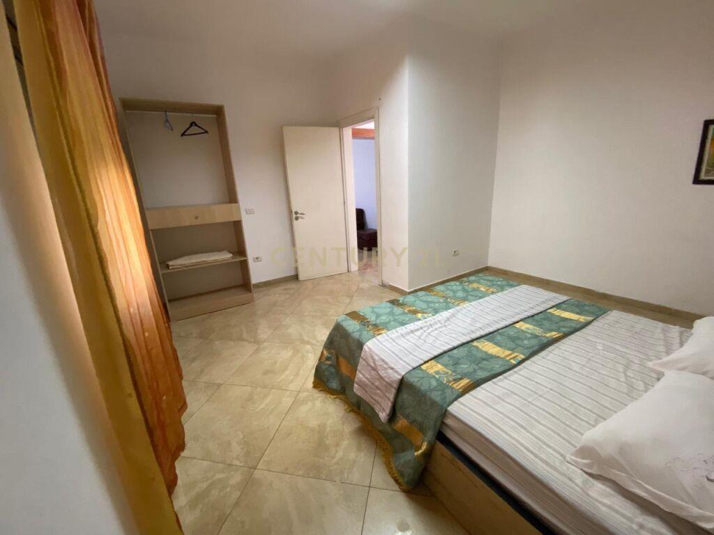 Jepet me Qira Apartament 1+1 në Shkozet, Durrës!