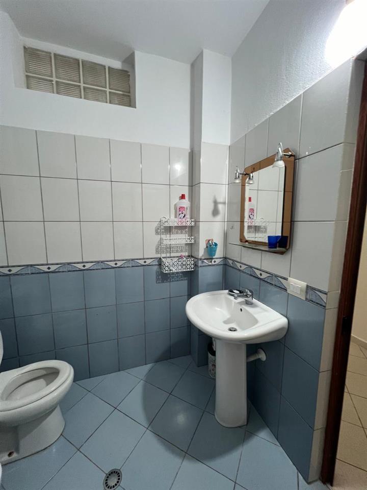 JEPET APRTAMENT ME QERA APARTAMENT 1+1 NE DURRES