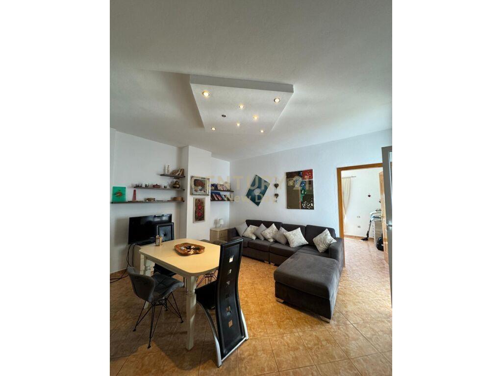 Jepet me qira apartament 1+1 me pamje deti , zona Iliria, Pl