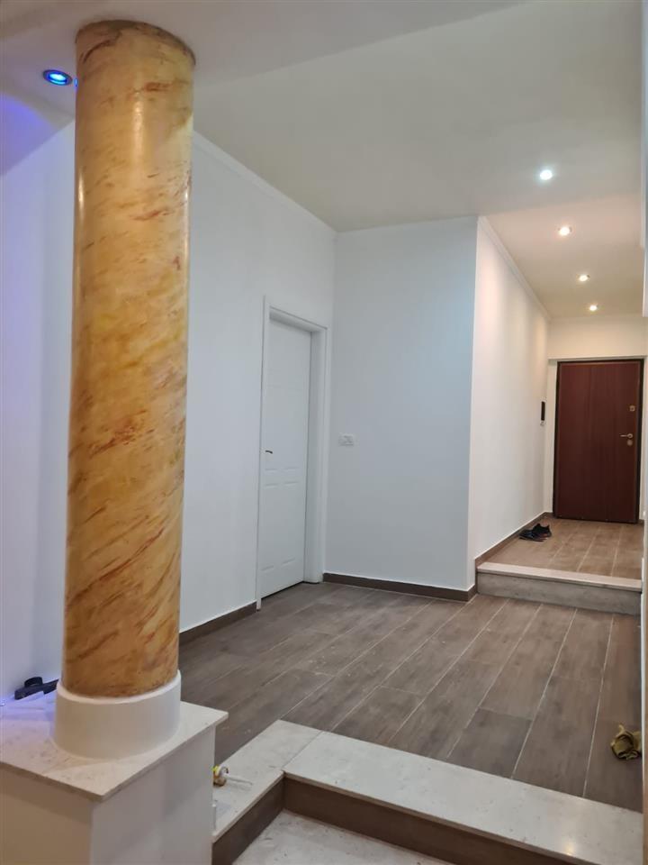 Apartament me qera