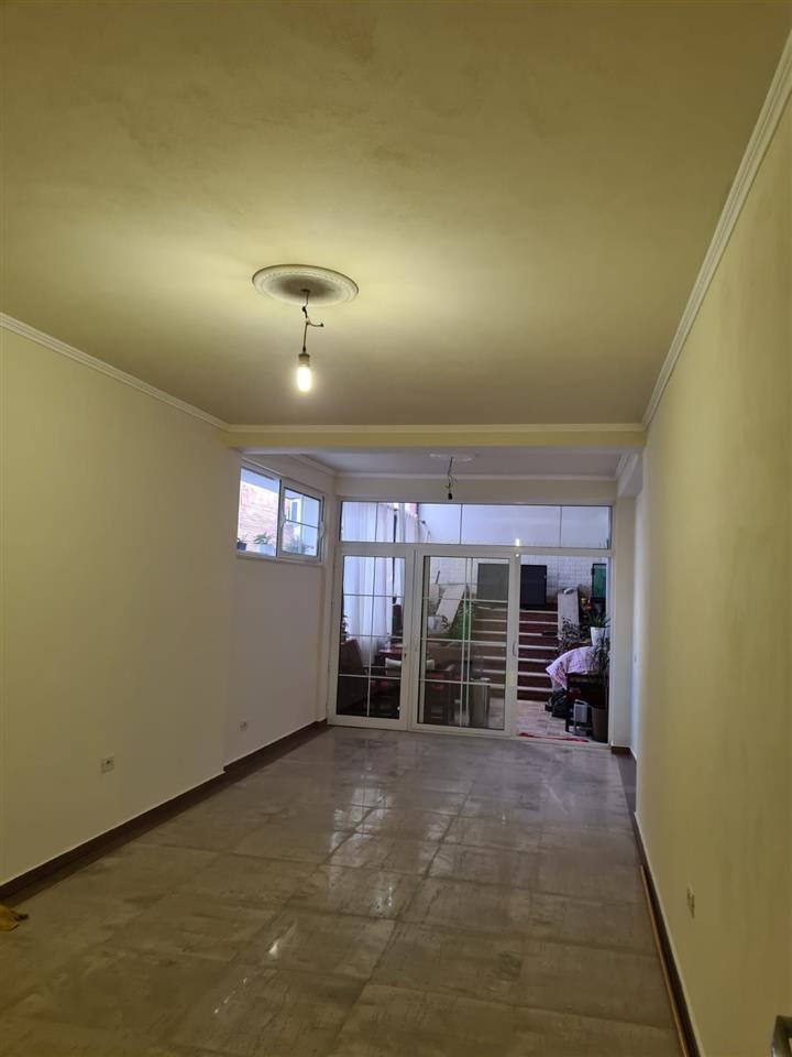 Apartament me qera