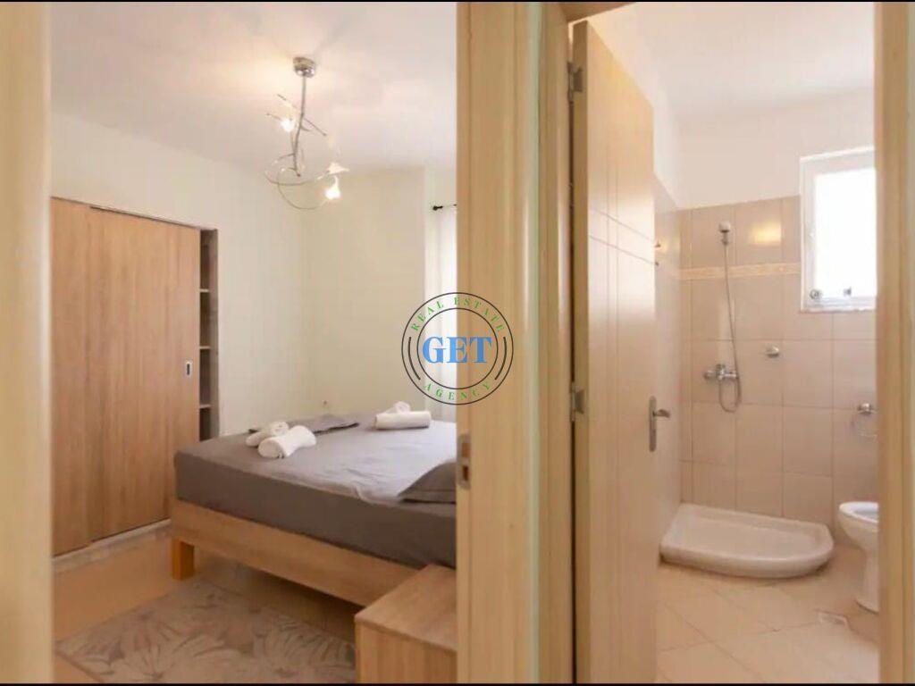 SHITET APARTAMENT 2+1, ME PAMJE DETI , SARANDE!