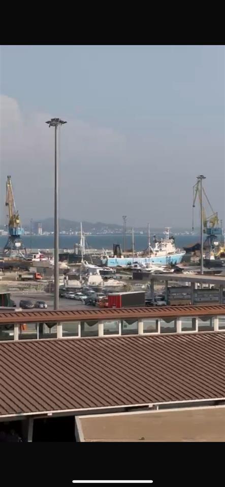 JEPET ME QERA APARTAMENT 1+1 tek Rruga e Re e Portit