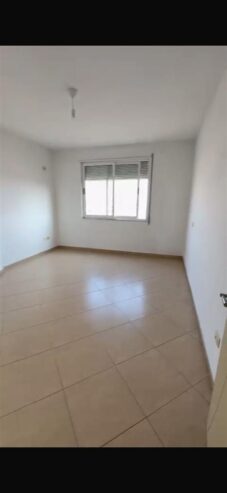 JEPET ME QERA APARTAMENT 1+1 tek Rruga e Re e Portit
