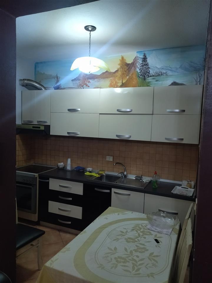 jepet apartament me qera ditore plazh