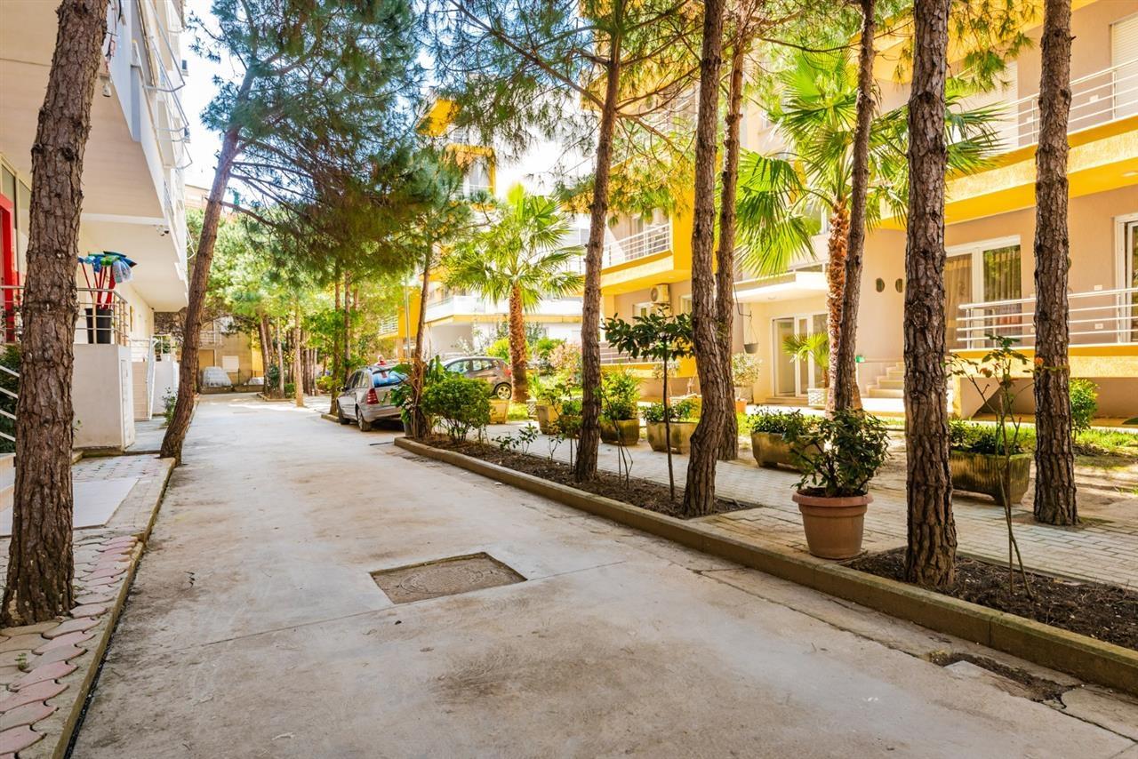 Qerret| Apartament me qira