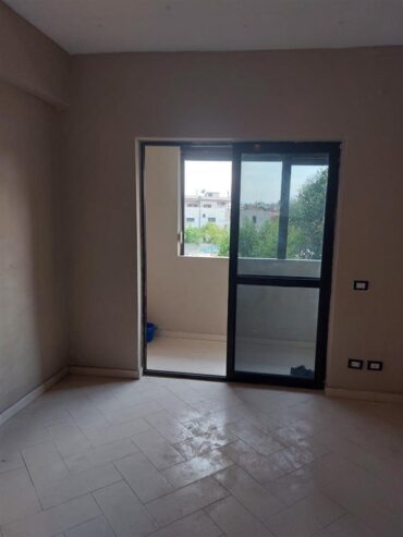 Shitet apartament 3+1/Stadiumi