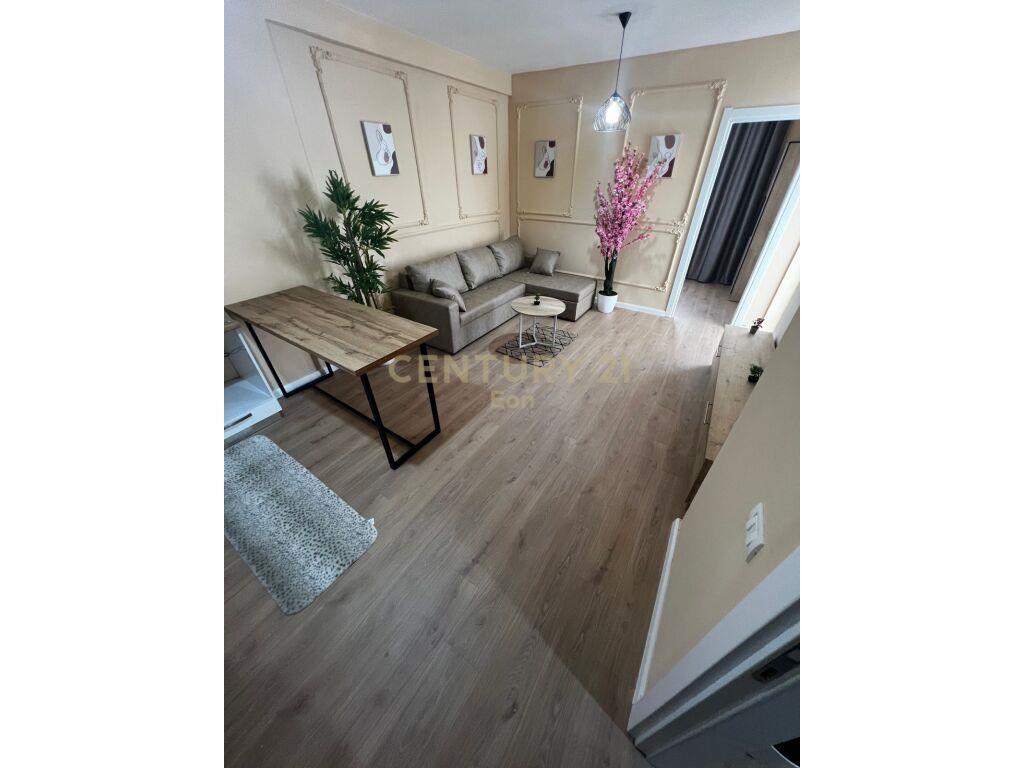 SHITET APARTAMENT 2+1 PRANE ISH -URT , DURRES !