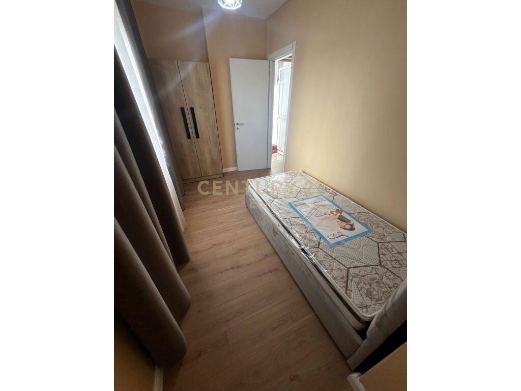 SHITET APARTAMENT 2+1 PRANE ISH -URT , DURRES !