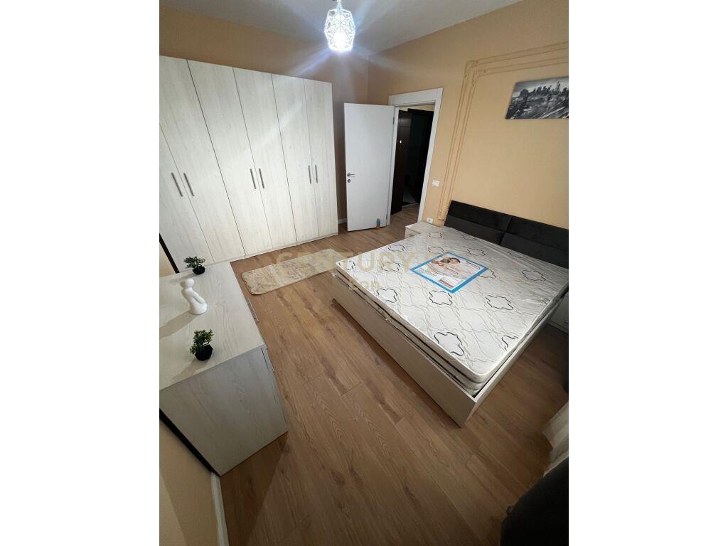 SHITET APARTAMENT 2+1 PRANE ISH -URT , DURRES !