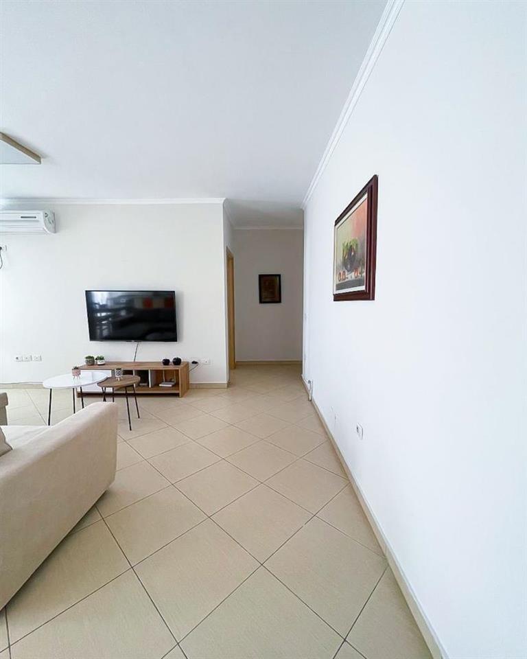 Qera, Apartament 1+1, Rruga e Kavajës, Tiranë