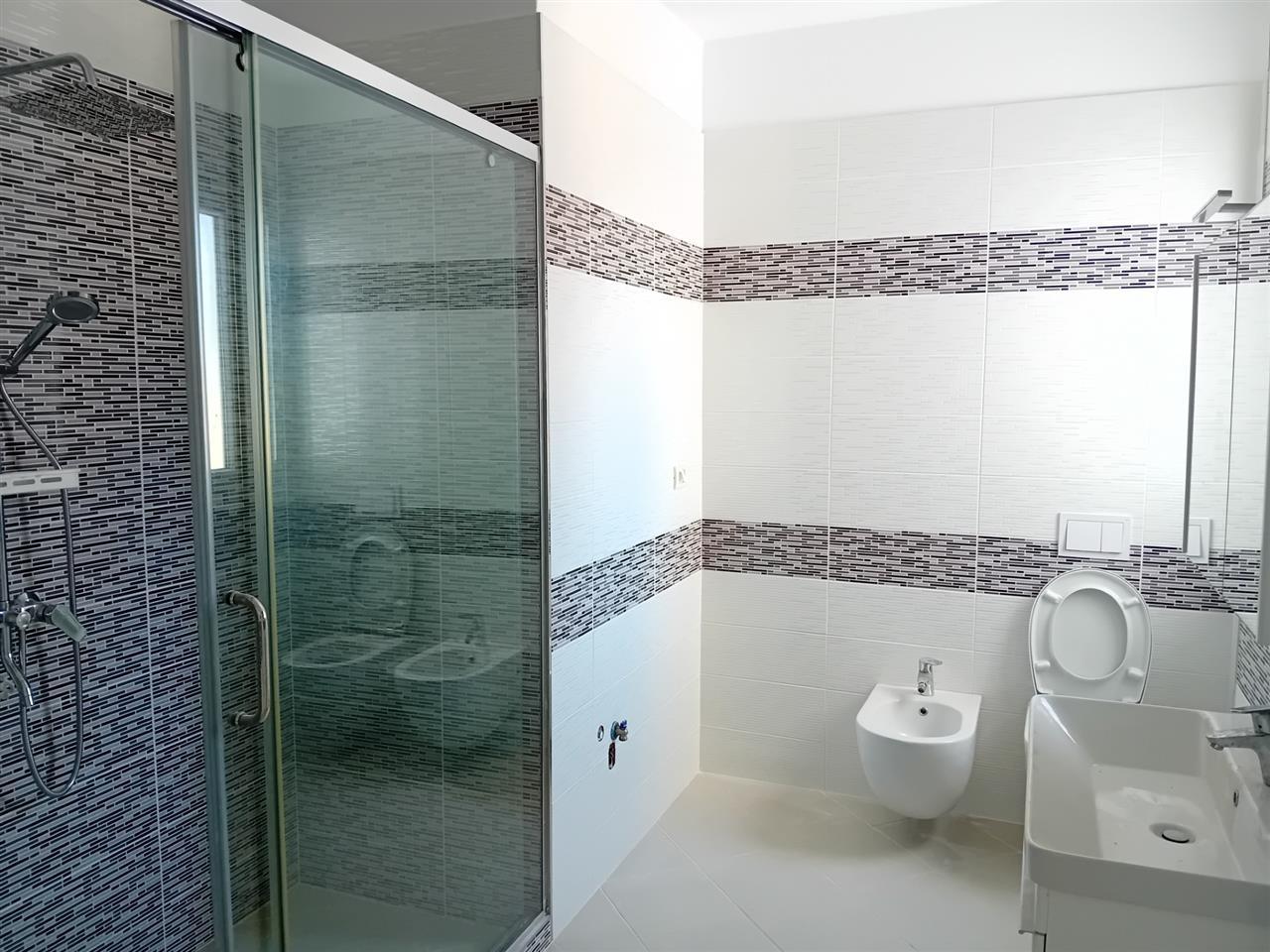 SHITET AP 2+1+2 TUALETE KOPSHTI IVINA