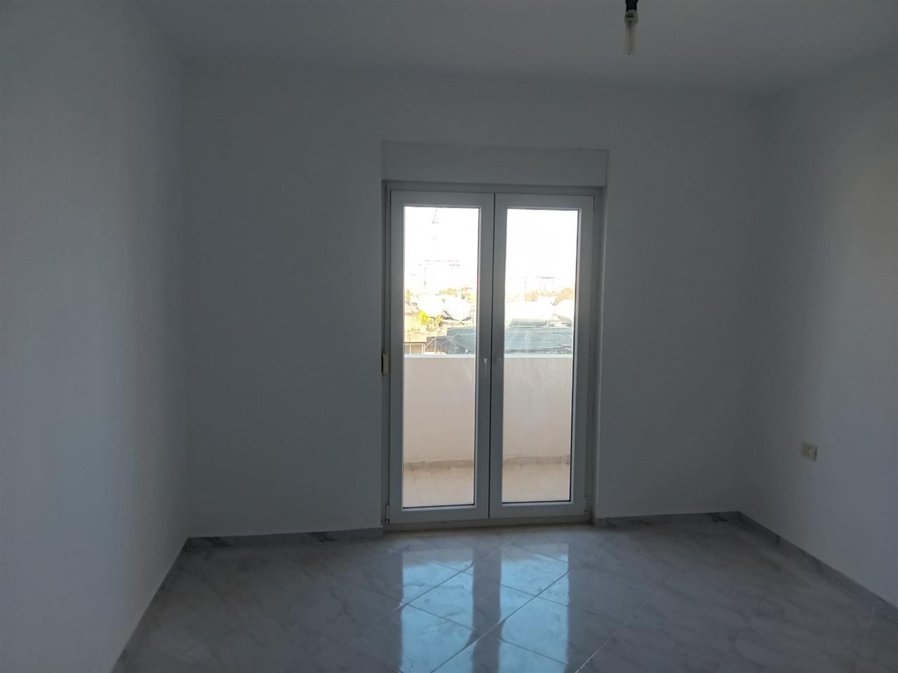 SHITET AP 2+1+2 TUALETE KOPSHTI IVINA