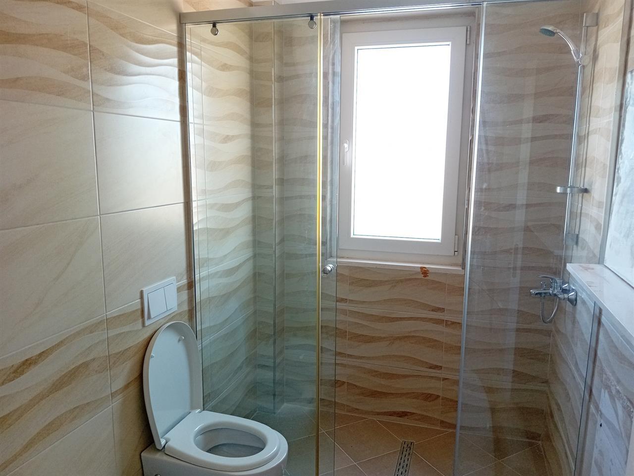 SHITET AP 2+1+2 TUALETE KOPSHTI IVINA