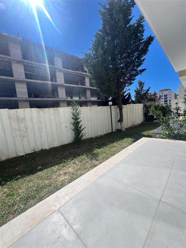 Shitet 1+1 me oborr| Golem| 150 m nga deti