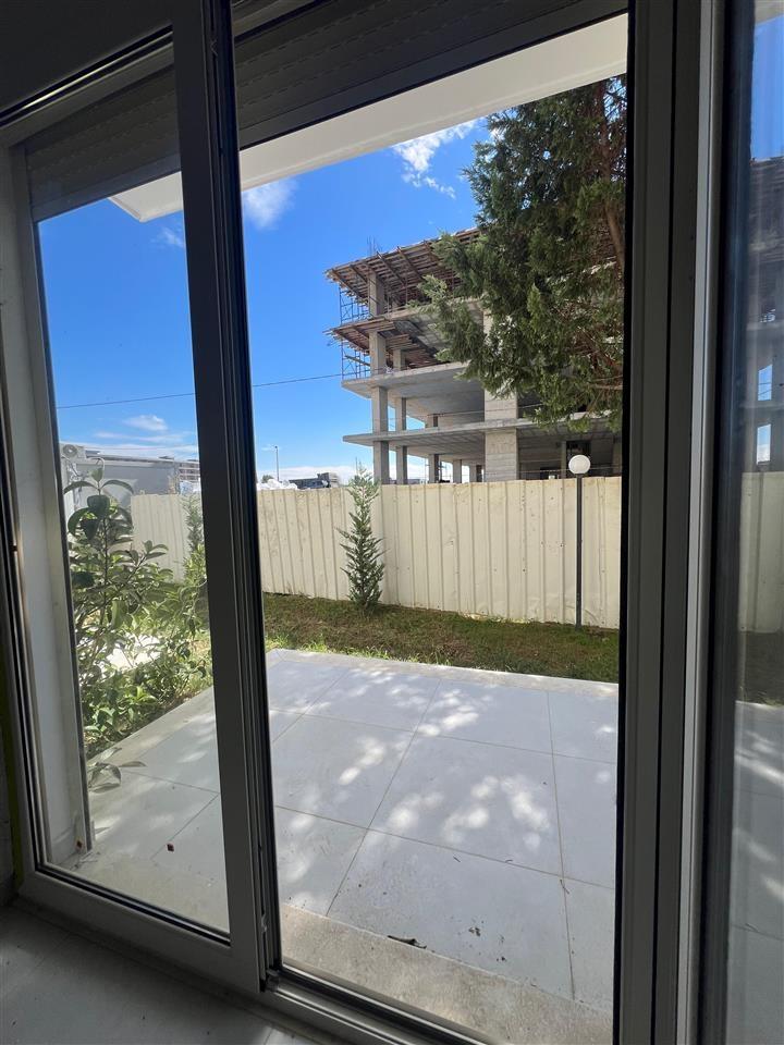 Shitet 1+1 me oborr| Golem| 150 m nga deti