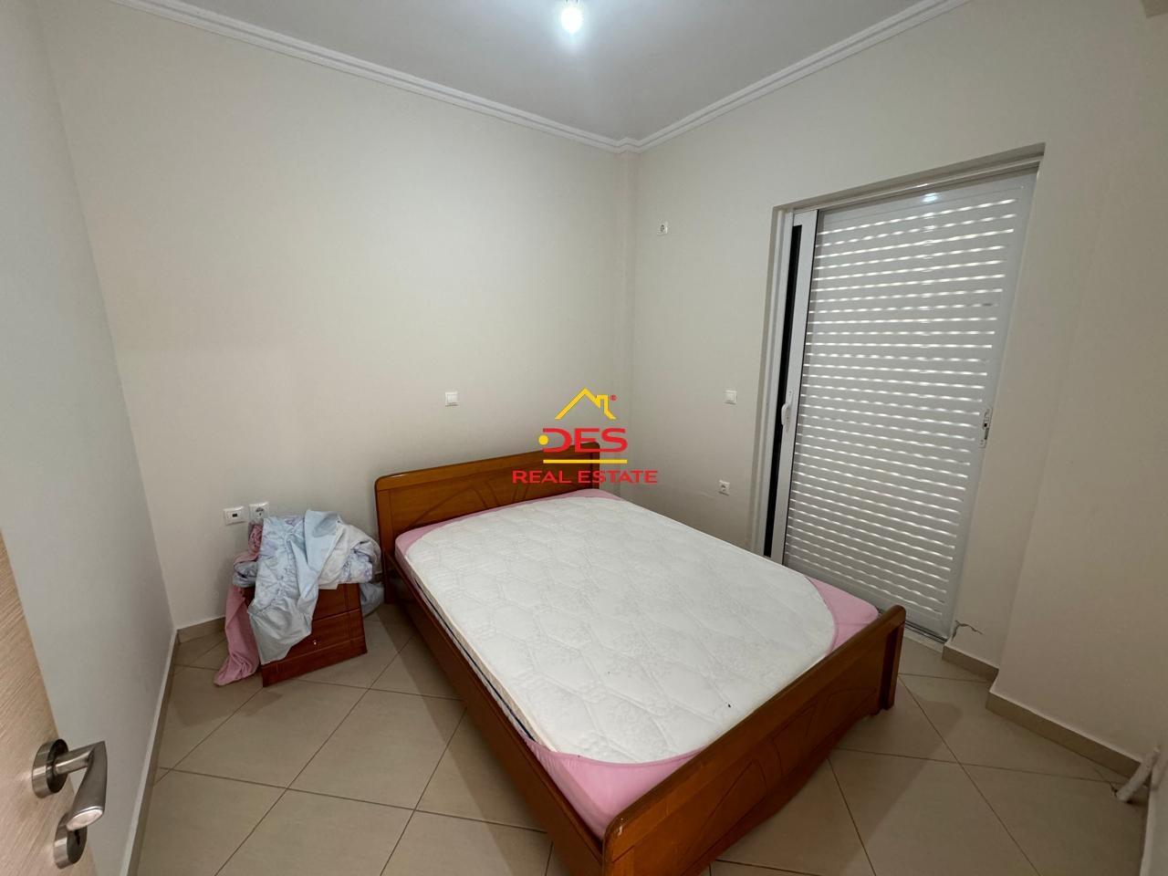 JEPET APARTAMENT 2+1 ME QERA NE SARANDE