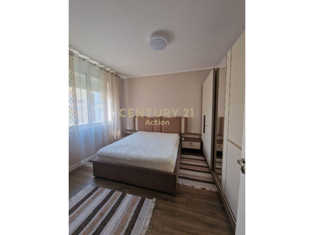 JEPET ME QIRA APARTAMENT 2+1 PRANE KOPSHTIT BOTANIK!