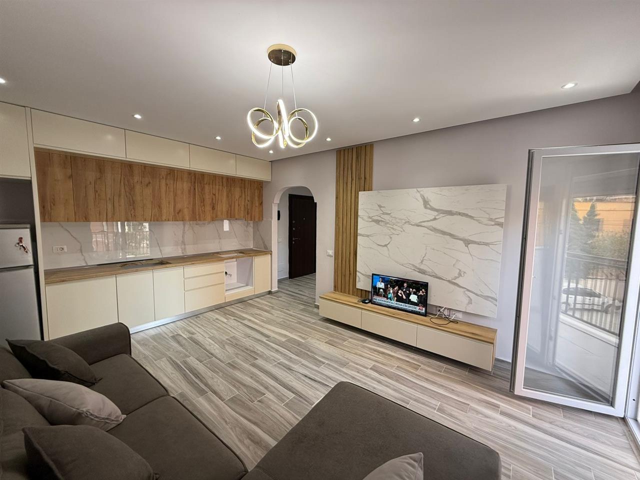 APARTAMENT 2+1 PER QIRA TEK TREGU INDUSTRIAL!