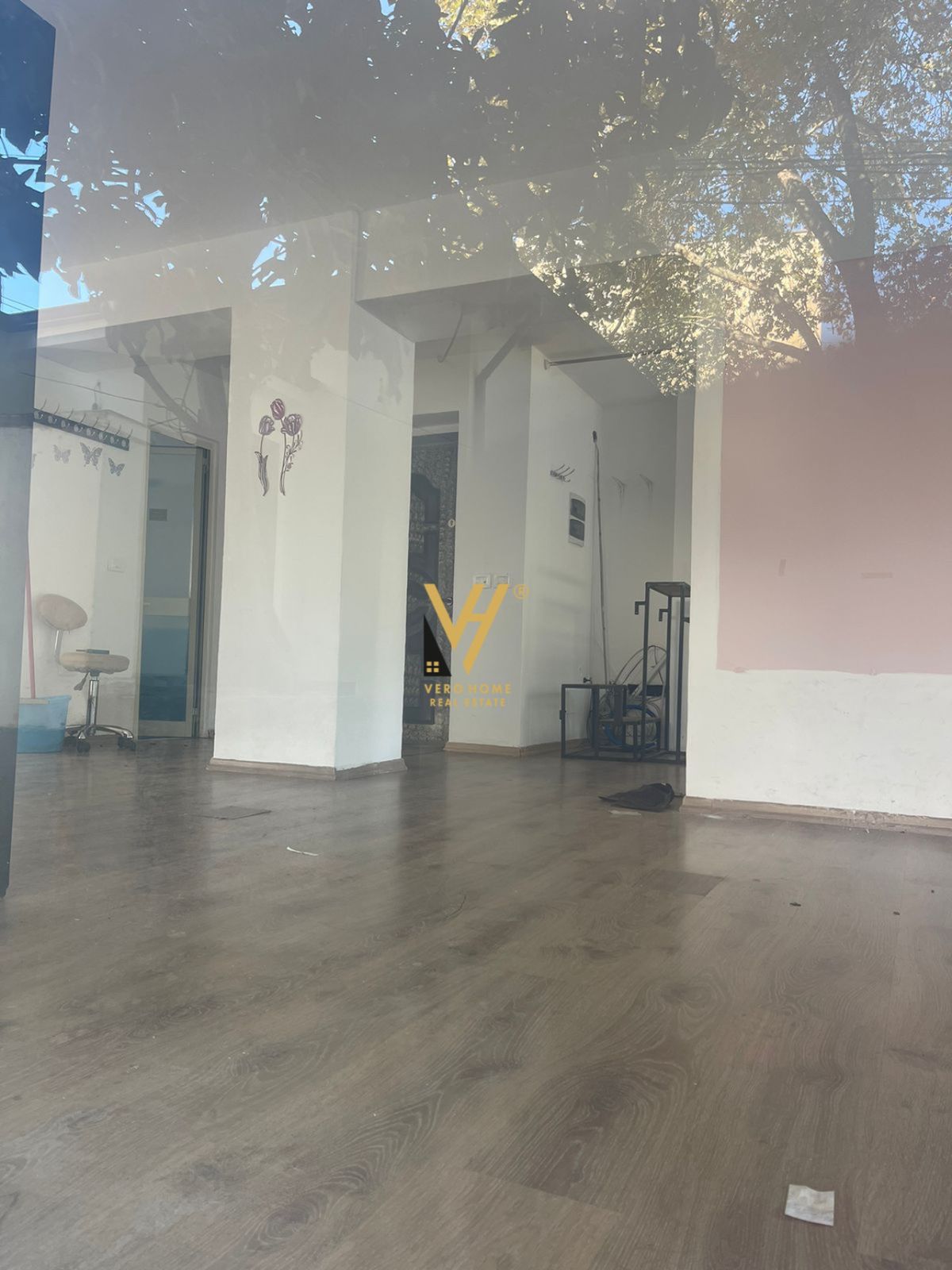 DYQAN 63 M2 ME QERA TE BLV BAJRAM CURRI 600 EURO