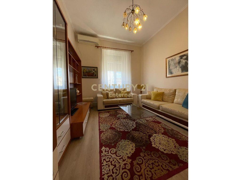 Apartament 1+1+per Qera te rruga Bardhyl