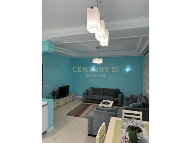 Apartament 2+1+Parkim per qira tek Pazari i Ri!