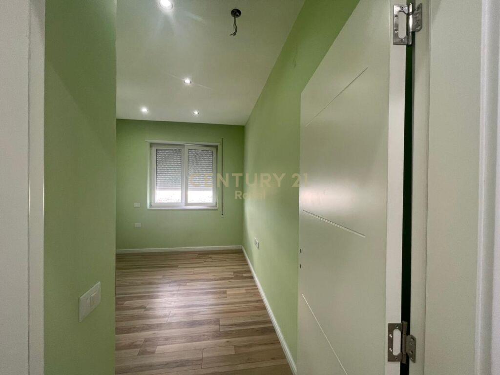 JAPIM ME QIRA APARTAMENT 2+1 AFER QSUT
