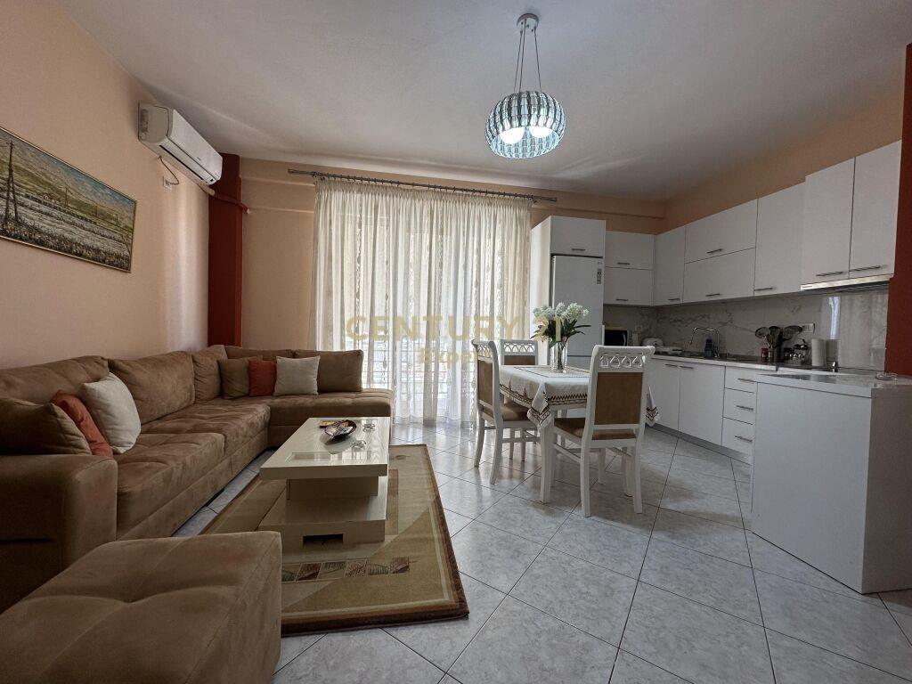 APARTAMENT 1+1 PER QIRA NE KOMPLEKSIN VIZION PLUS!