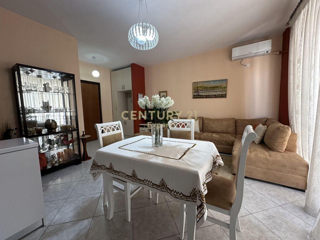 APARTAMENT 1+1 PER QIRA NE KOMPLEKSIN VIZION PLUS!