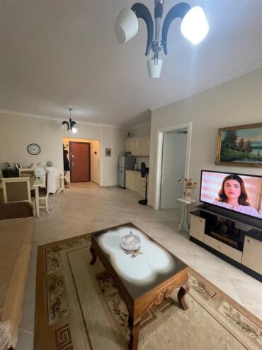 Apartament per shitje prane portit