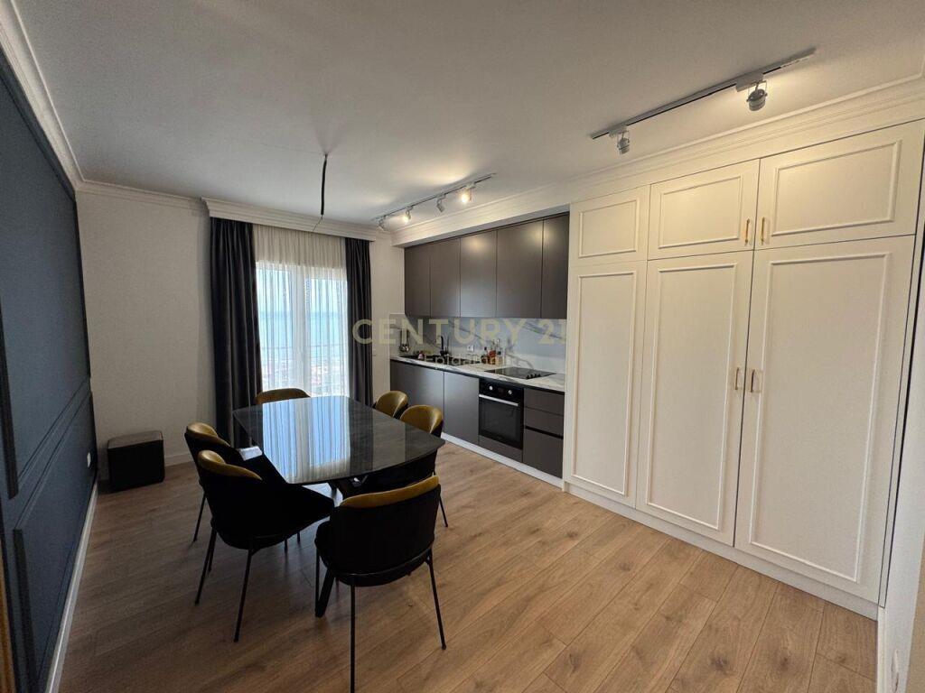 Super apartament 2+1 me pamje deti për Shitje në Vollga!