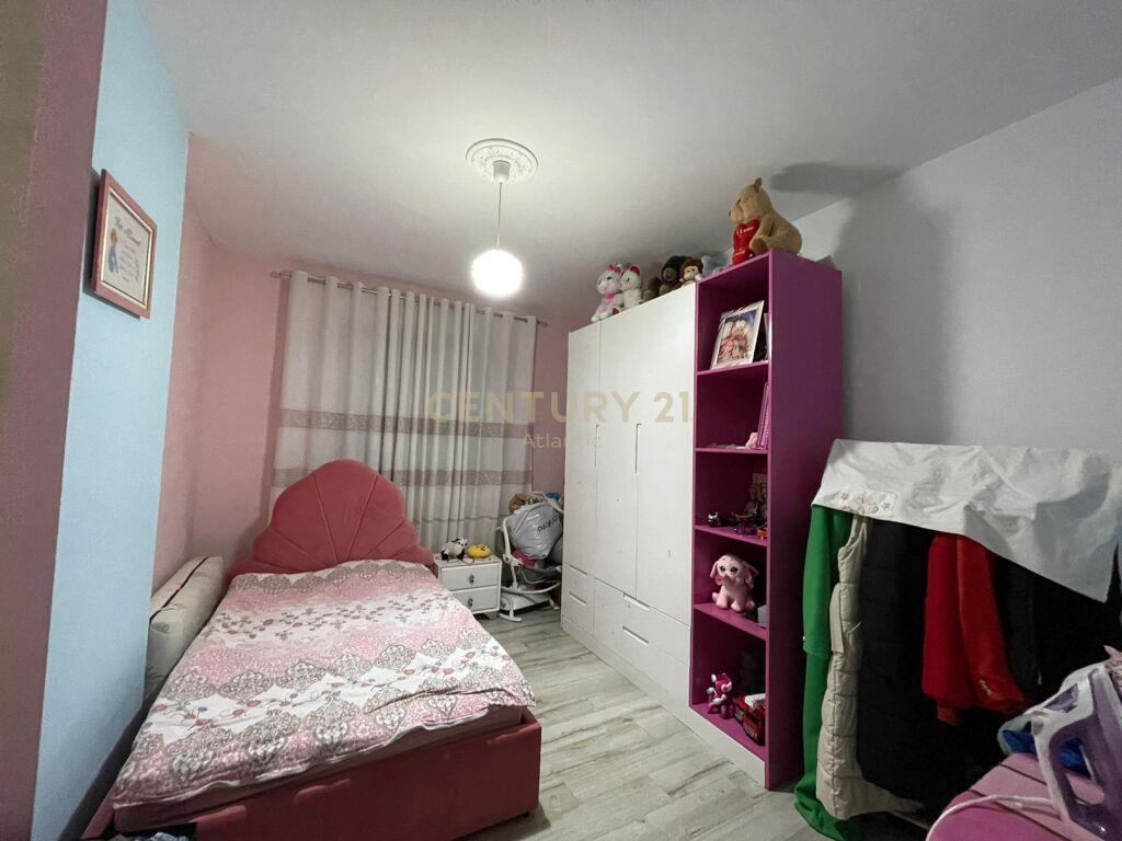 SHITET APARTAMENT 2+1+2T+2BALLKONE TEK GJYKATA, DURRES!