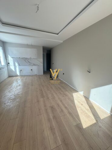 1+1+BLK TE RRUGA SULEJMAN DELVINA 165.000 EURO