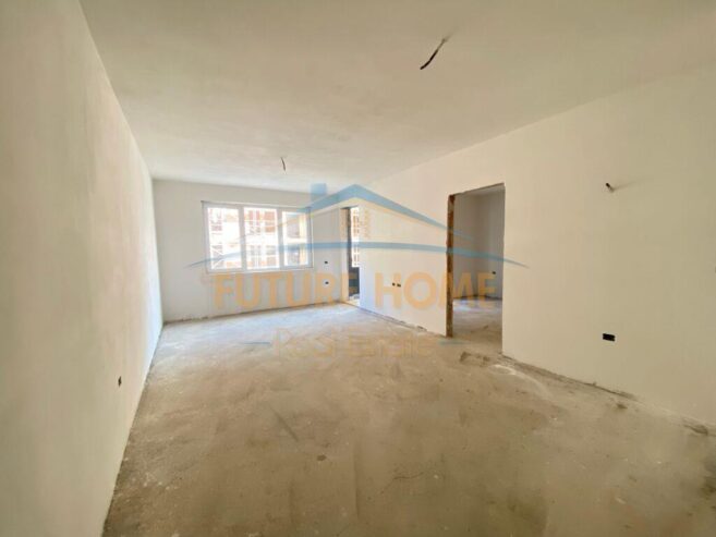 Shitet, Apartament 2+1, Kompleksi Univers City