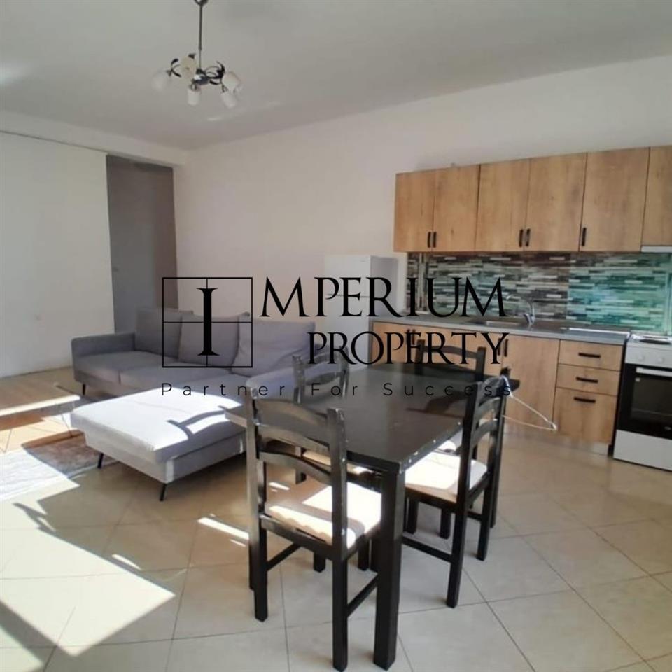 JEPET ME QIRA 2+1 DURRES VOLLGA