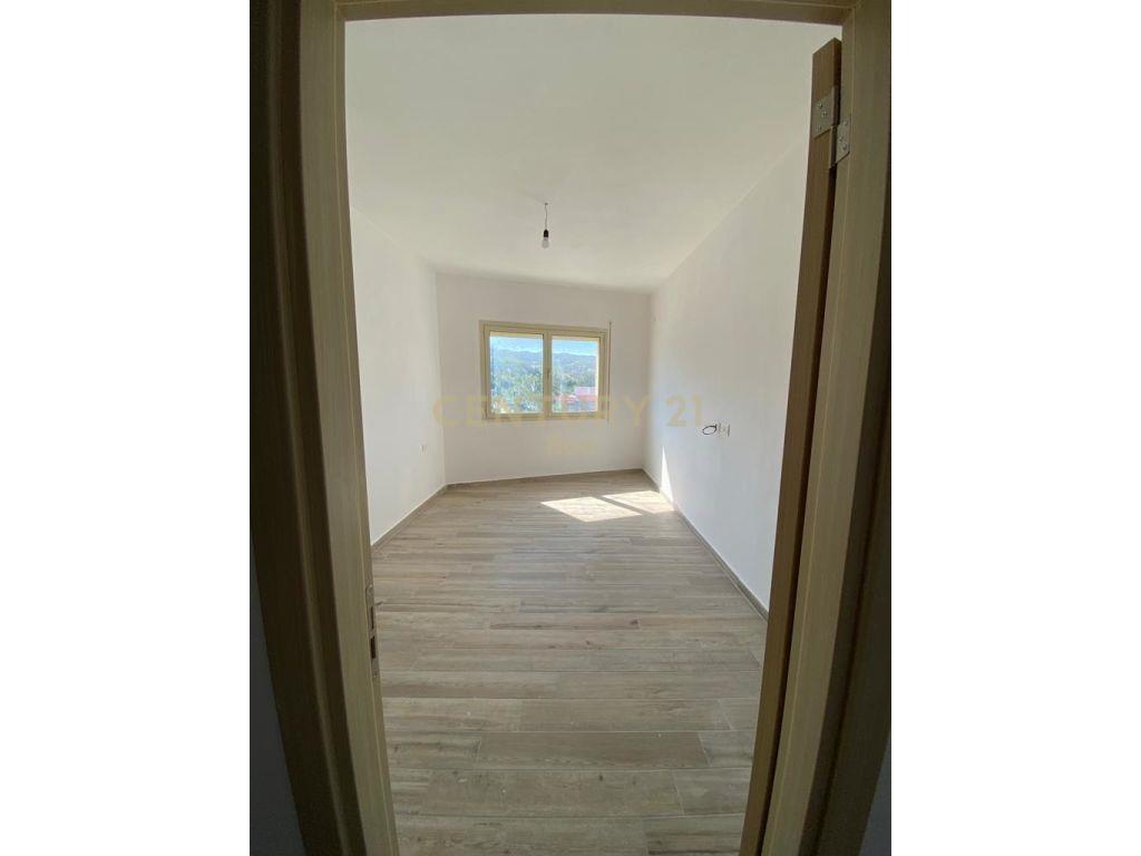 SHITET APARTAMENT 1+1 TEK SPITALI !!