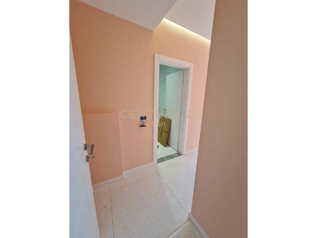 SHITET SUPER APARTAMENT ME PAMJE DETI 2+1+2 TE VILA E ZOGUT!