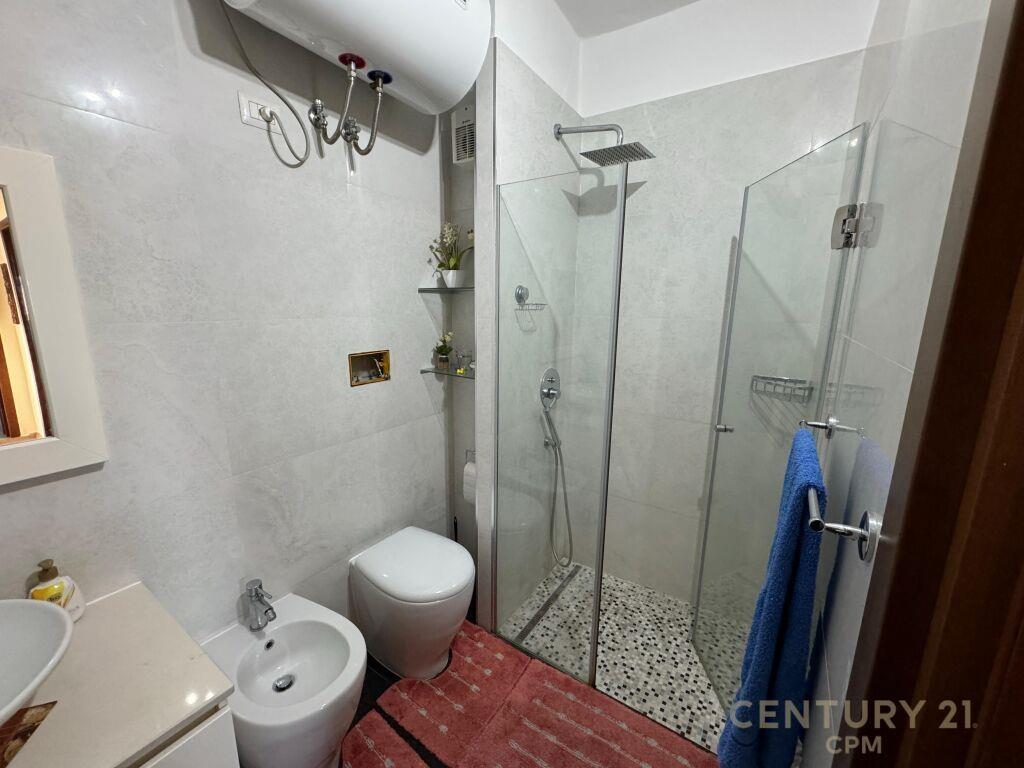 Per Qira | Apartment 2+1+2 | Pazari I ri | 750 € /Muaj