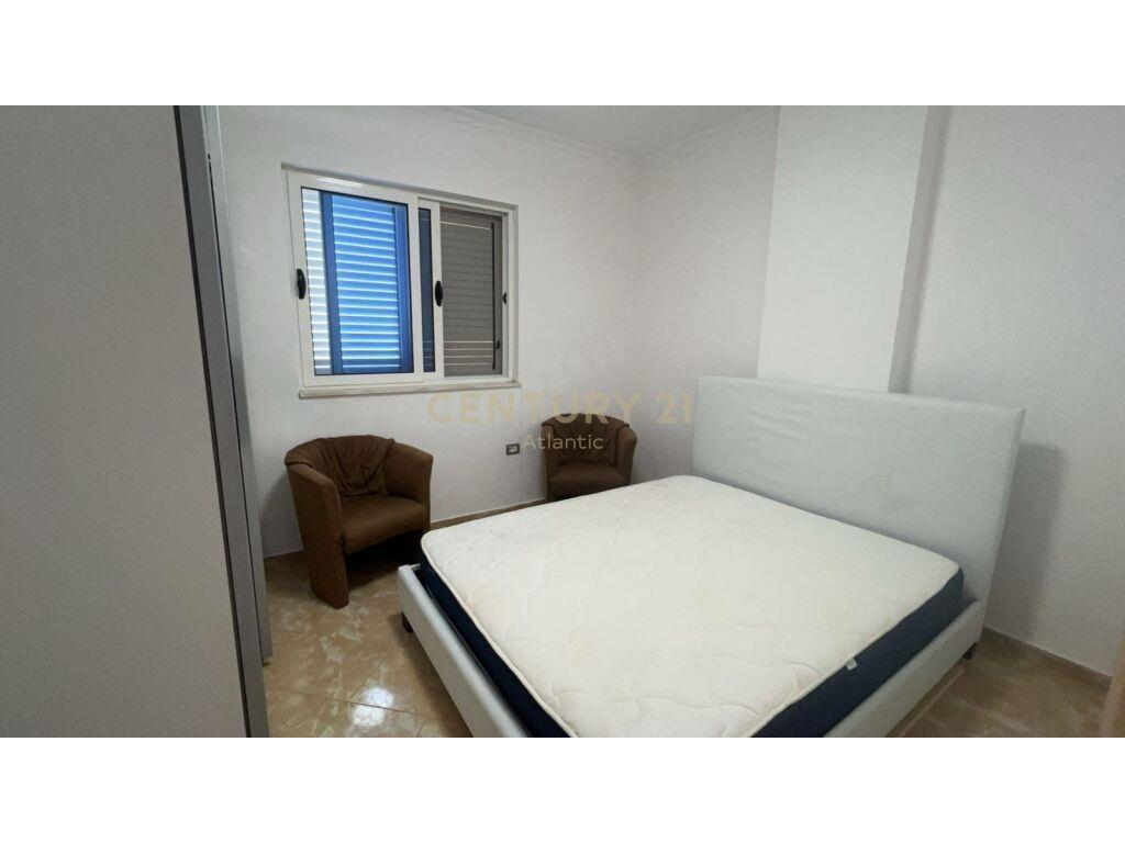 JEPET ME QIRA APARTAMENT 2+1 NE PLAZH VIJE E PARE ME DETIN !
